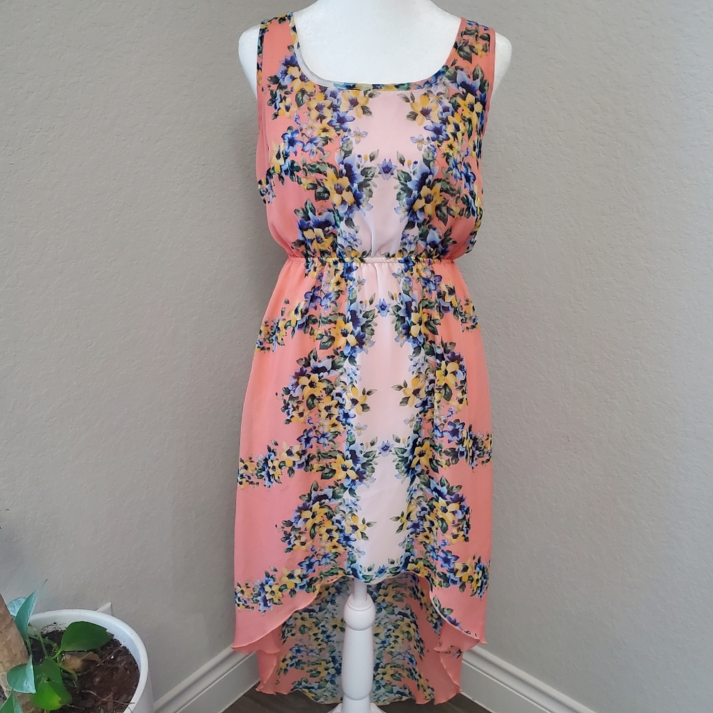 No Strings Attached Size M Dress